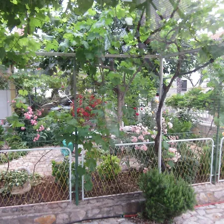 Mimesis Ferienhaus Vodice